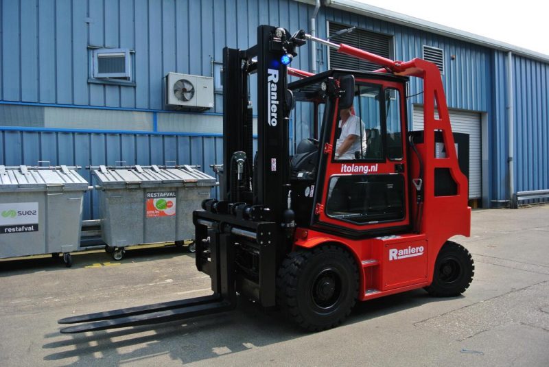 art20 597 ACL70 6 2 1 | Container Handling Equipment |