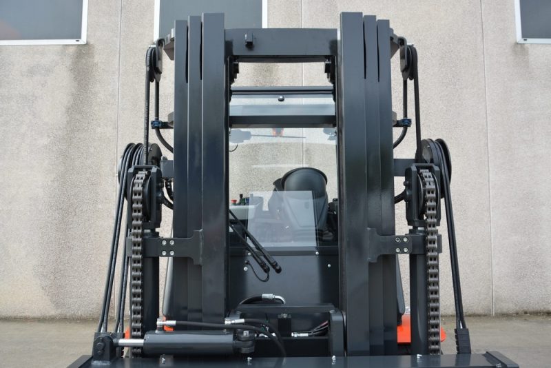 art22 361 DSC5905 min | Container Handling Equipment |