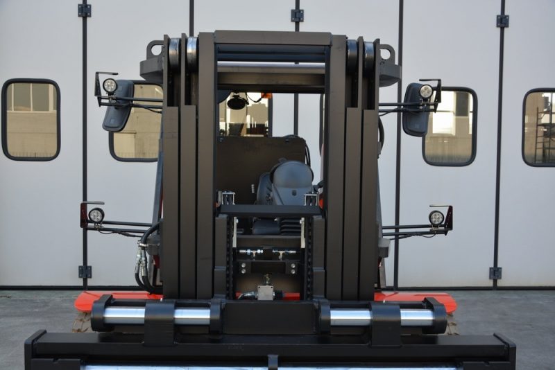 art22 366 DSC2160 min | Container Handling Equipment |